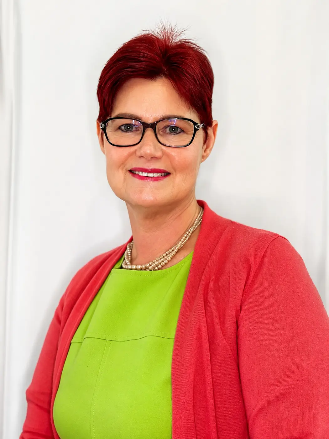 Dr. Peredy Margit portréja